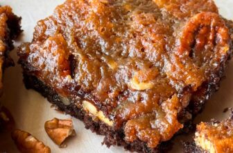 PECAN PIE BROWNIES – The Southern Girl Cooks