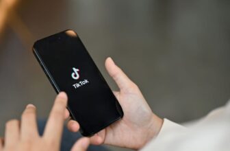 Social Media May Not Be Rotting Our Brains as A lot as We Assume, Twin Examine Finds