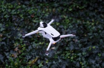 FPV flying in contrast to the rest