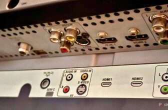 3 old-school gadgets that I refuse to unplug from my TV